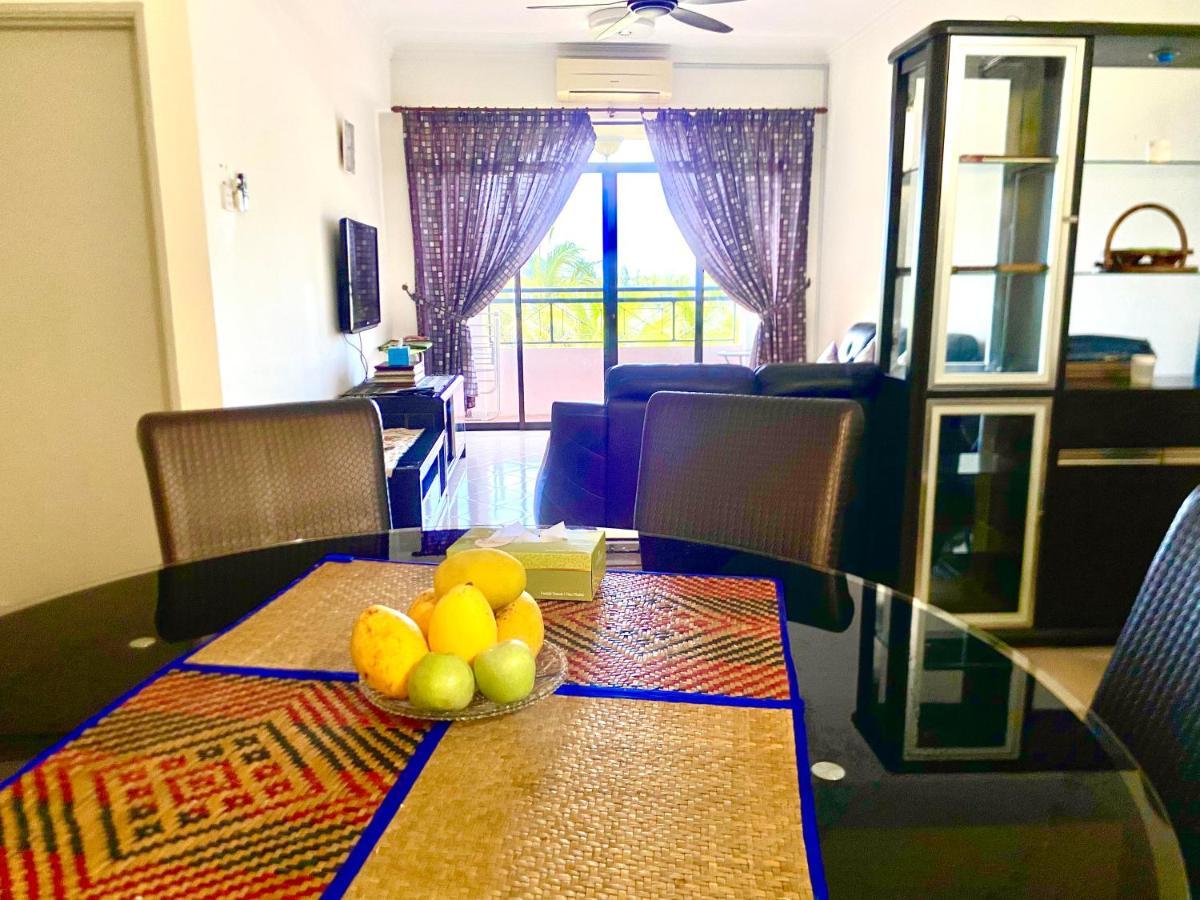 Marina Cove, Lumut Apartamento Exterior foto